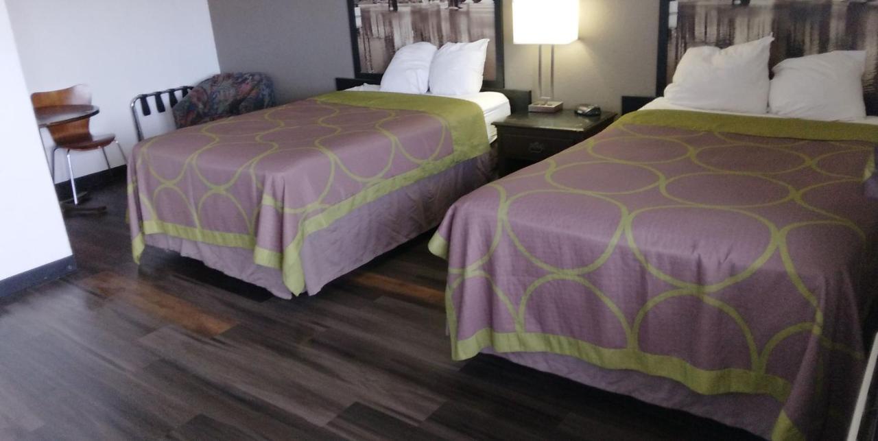 ซูเปอร์ 8 บาย วินด์แฮม มิลล์บิวรี/โทเลโด Hotel Millbury ภายนอก รูปภาพ