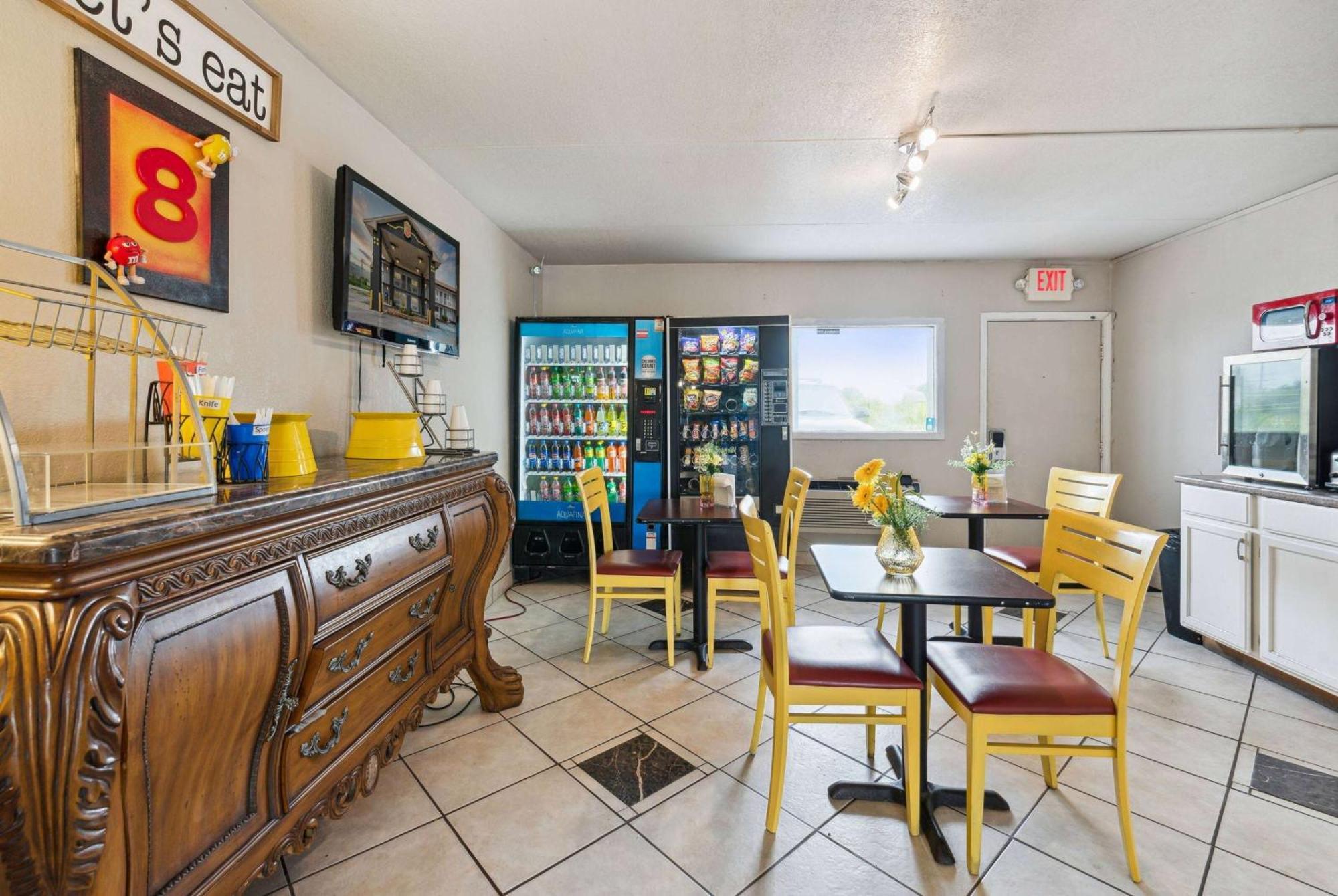 ซูเปอร์ 8 บาย วินด์แฮม มิลล์บิวรี/โทเลโด Hotel Millbury ภายนอก รูปภาพ