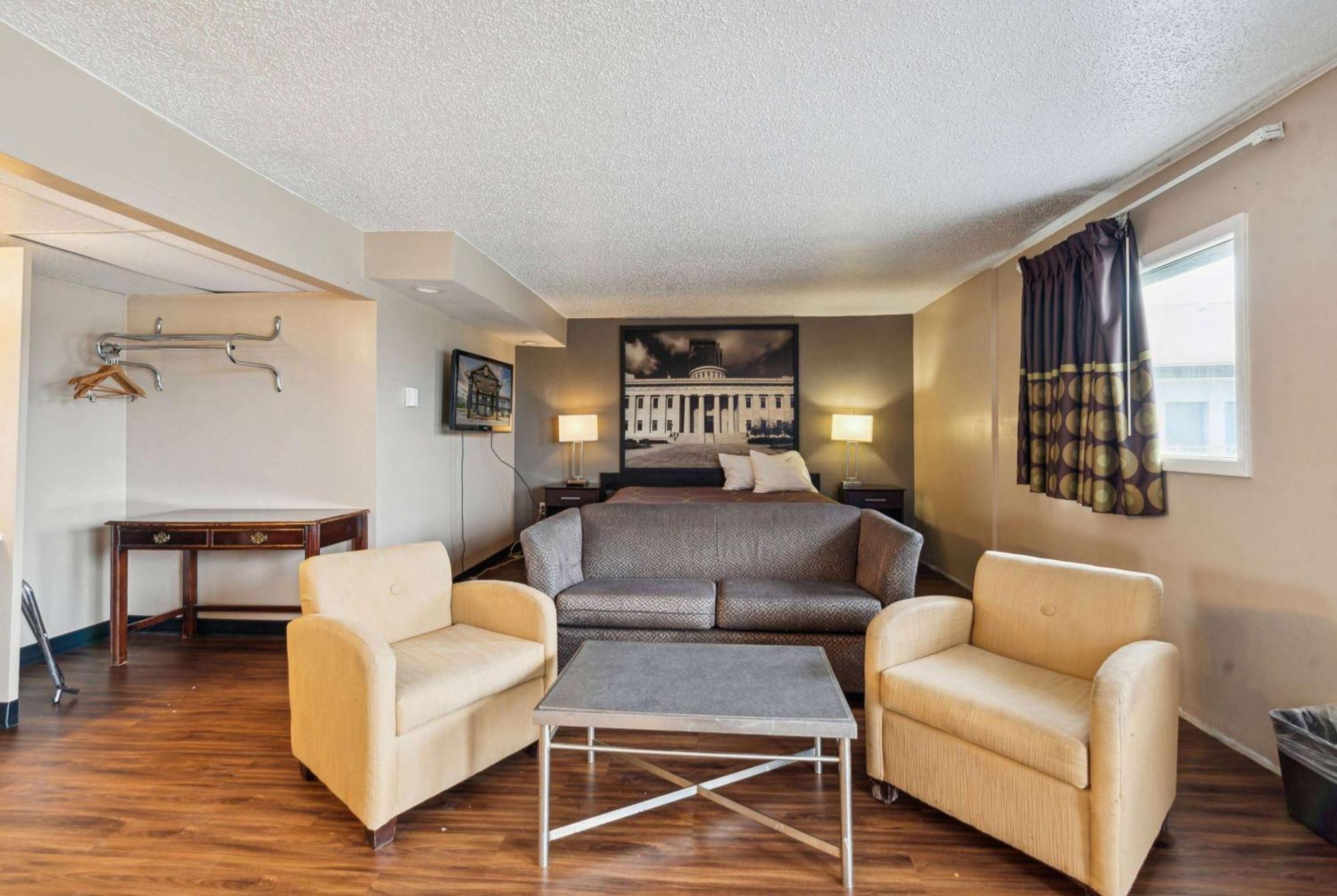 ซูเปอร์ 8 บาย วินด์แฮม มิลล์บิวรี/โทเลโด Hotel Millbury ภายนอก รูปภาพ