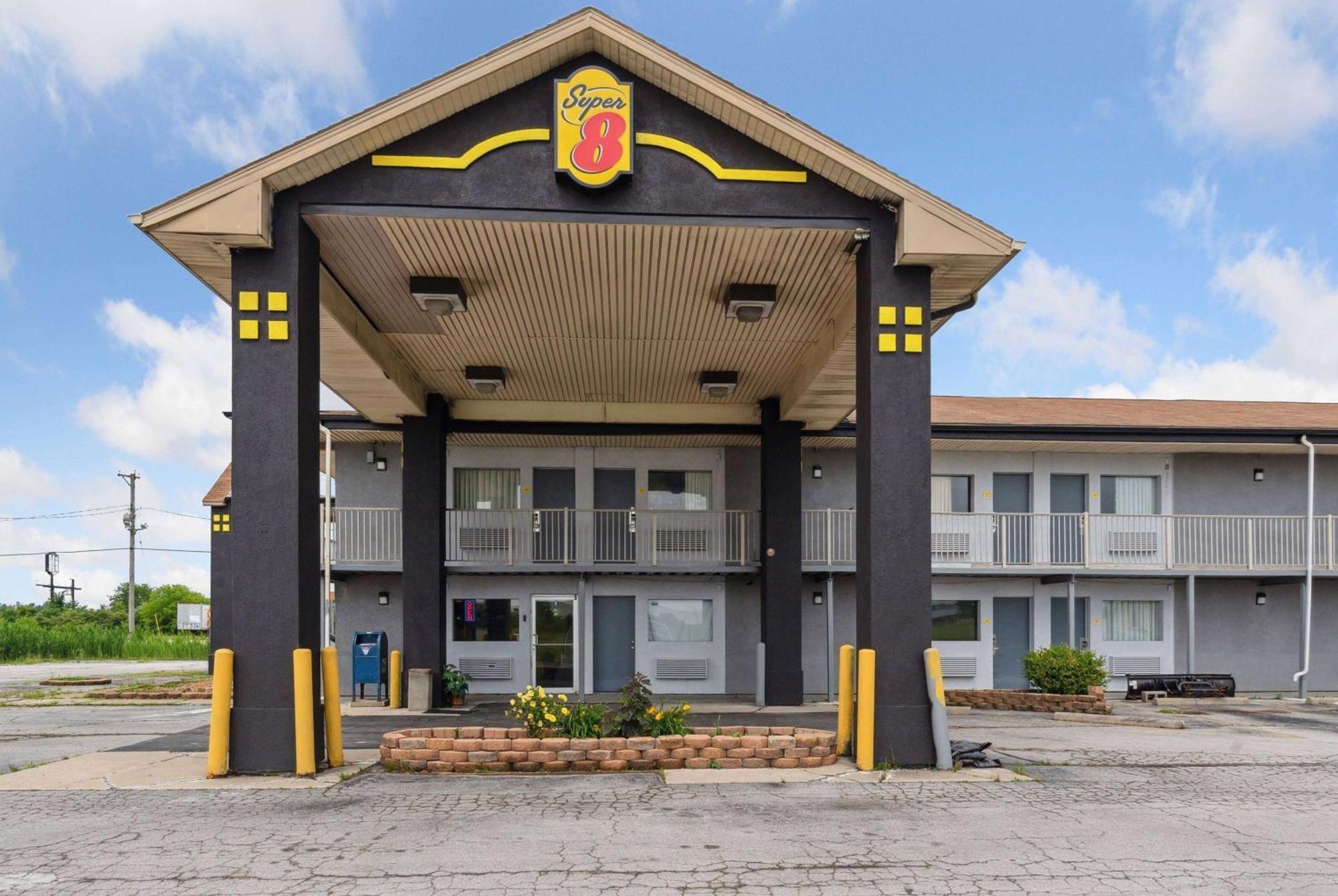ซูเปอร์ 8 บาย วินด์แฮม มิลล์บิวรี/โทเลโด Hotel Millbury ภายนอก รูปภาพ