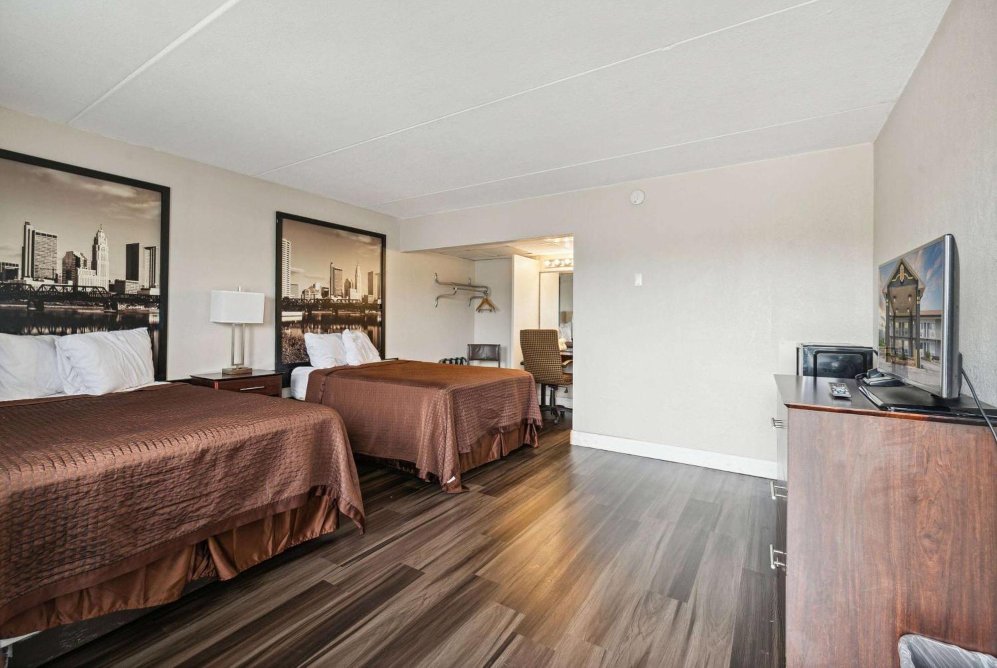 ซูเปอร์ 8 บาย วินด์แฮม มิลล์บิวรี/โทเลโด Hotel Millbury ภายนอก รูปภาพ