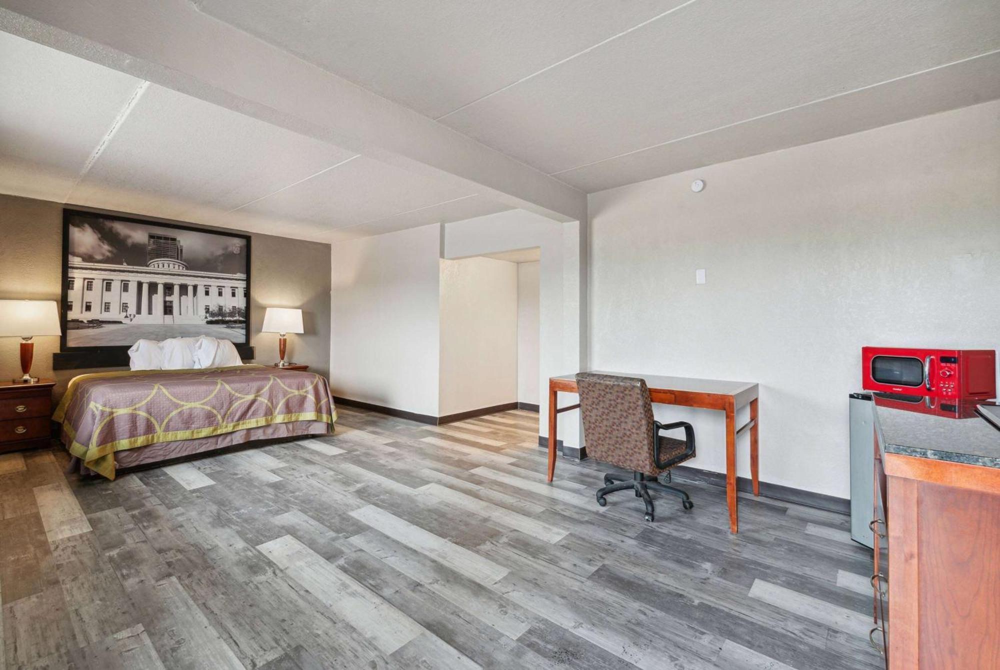 ซูเปอร์ 8 บาย วินด์แฮม มิลล์บิวรี/โทเลโด Hotel Millbury ภายนอก รูปภาพ