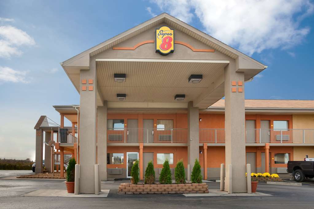 ซูเปอร์ 8 บาย วินด์แฮม มิลล์บิวรี/โทเลโด Hotel Millbury ภายนอก รูปภาพ