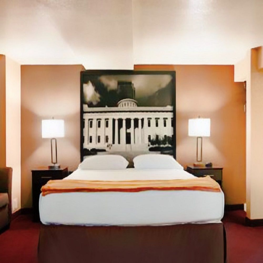 ซูเปอร์ 8 บาย วินด์แฮม มิลล์บิวรี/โทเลโด Hotel Millbury ภายนอก รูปภาพ